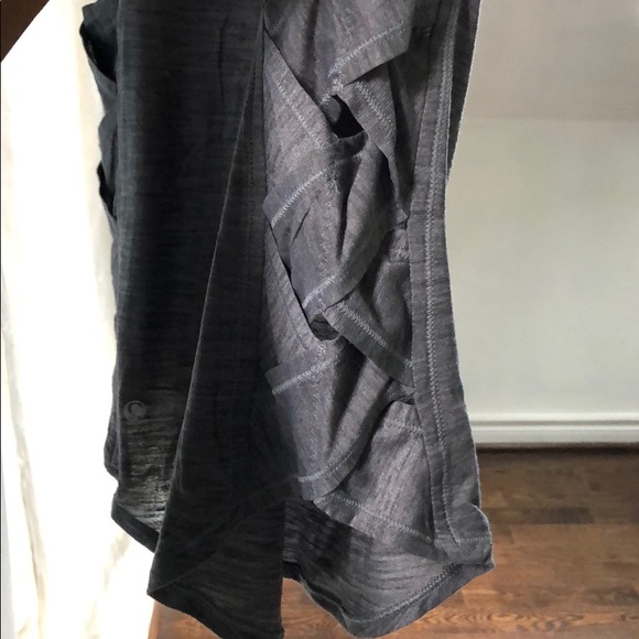 Lululemon Grey Tank - Picture 4 of 4